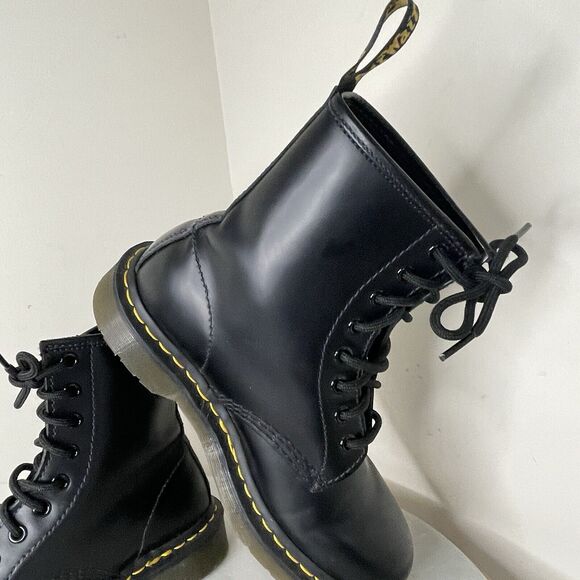 Dr. Martens 1460 8-Eye Lace Up Black Smooth Leather Boots Women US 6 | UK 4 - Picture 8 of 16